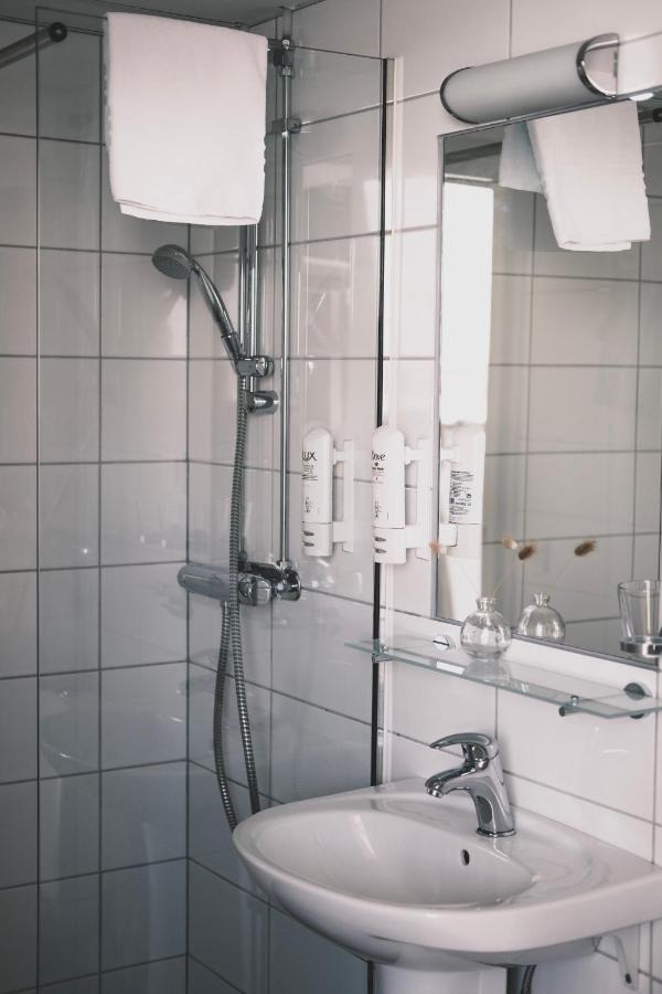 Skaergardshotellet Hoenoe ハーネ エクステリア 写真